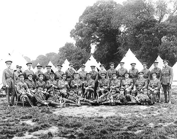 <p>Officers 4/8th Btn Middlesex Regt.