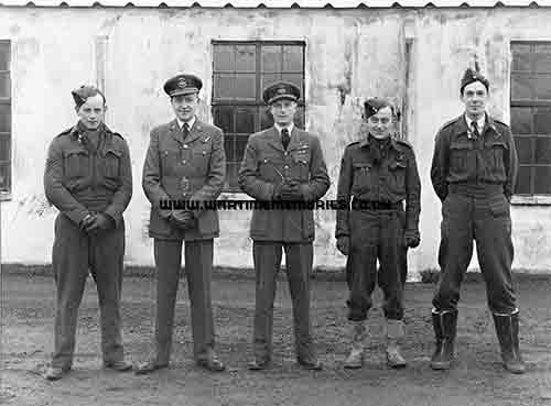 427 Sqn. 1943 Crew of BK164/ZL-E L to R: F/S Ross (air gunner), F/O Hayhurst (bomb aimer) W/C Burnside (pilot), F/S Keen (wireless operator), W/O Heather (navigator). March 1943